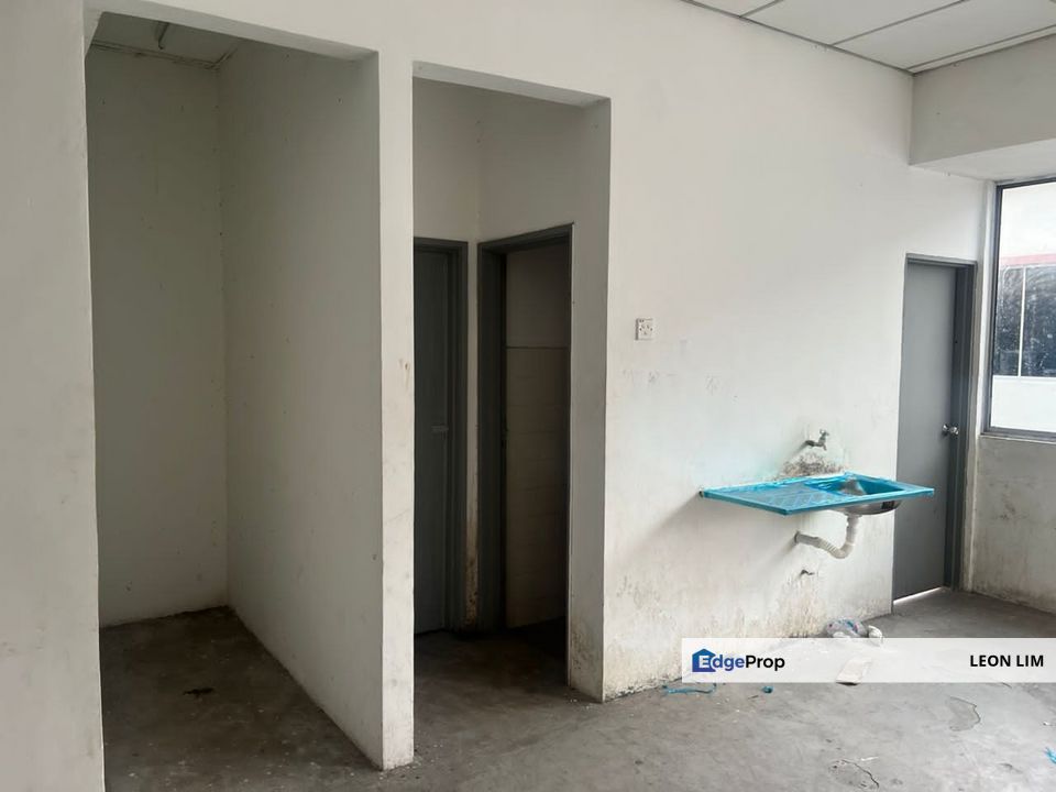 Bandar Teknologi Kajang, shop office space facing mainroad , Selangor, Semenyih