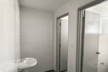 Mutiara Avenue, Mutiara Heights Kajang, brand new Retail space