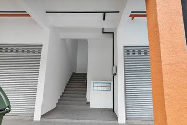 Mutiara Avenue, Mutiara Heights Kajang, brand new Retail space