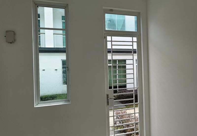 Merrydale @ Eco Majestic