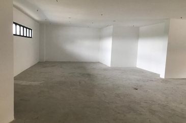 Ecohill Walk Mall, Setia Ecohill