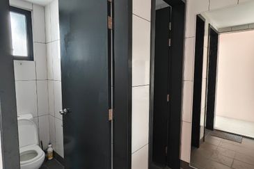 Ecohill Walk Mall, Setia Ecohill