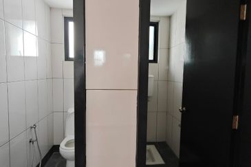 Ecohill Walk Mall, Setia Ecohill