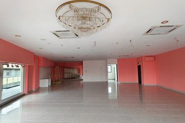 Ecohill Walk Mall, Setia Ecohill