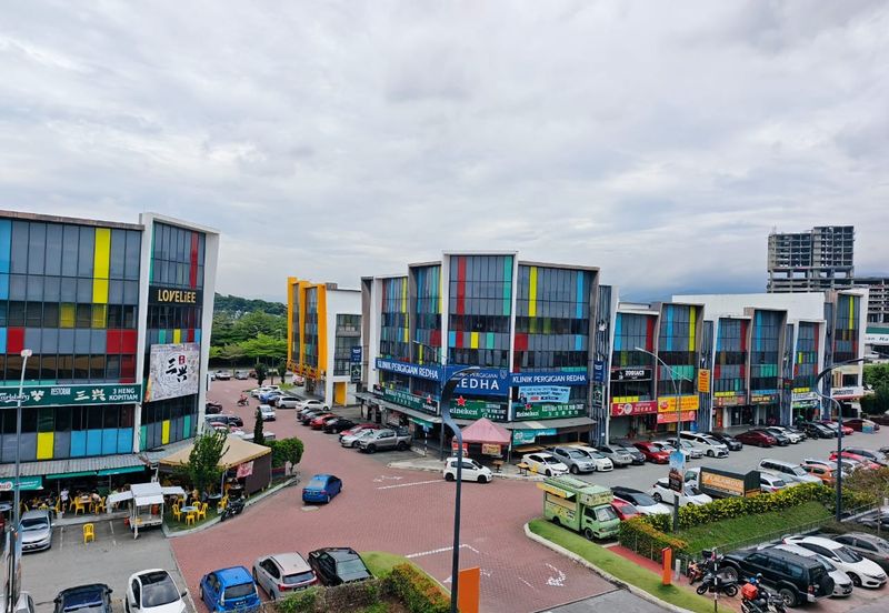 Ecohill Walk Mall, Setia Ecohill