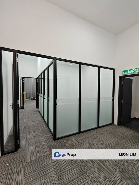 Brigthen,Ivoris, Whitten, Eco Majestic Semenyih shop office, renovated with partition room, Selangor, Semenyih