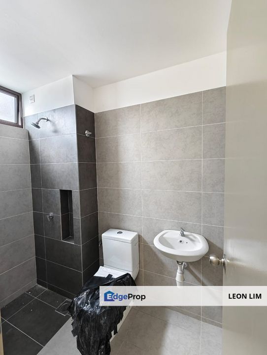 Mutiara Hills, Broga Hills Semenyih, new 2 storey, guarded gated, freehold , Selangor, Semenyih