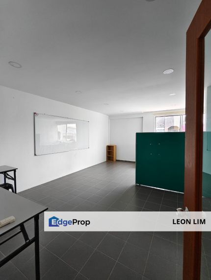 Taman Kajang Prima, co working space with furnished , Selangor, Kajang