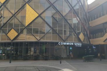 Ecohill Walk Mall, Setia Ecohill