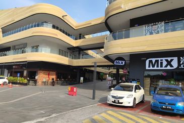 Ecohill Walk Mall, Setia Ecohill