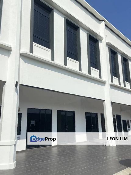 Sliver Square, Whitten, Ivoris, Brighton Eco Majestic Semenyih, shop office facing mainroad , Selangor, Semenyih