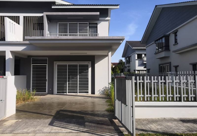 Evira @ Warisan Puteri