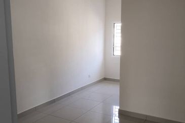 Evira @ Warisan Puteri