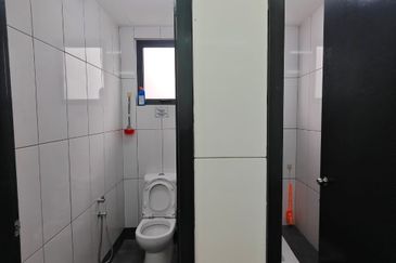 Ecohill Walk Mall, Setia Ecohill