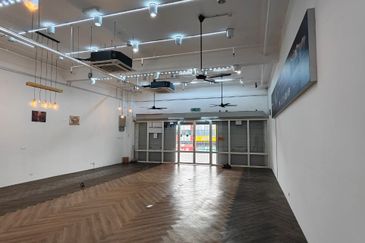 Ecohill Walk Mall, Setia Ecohill