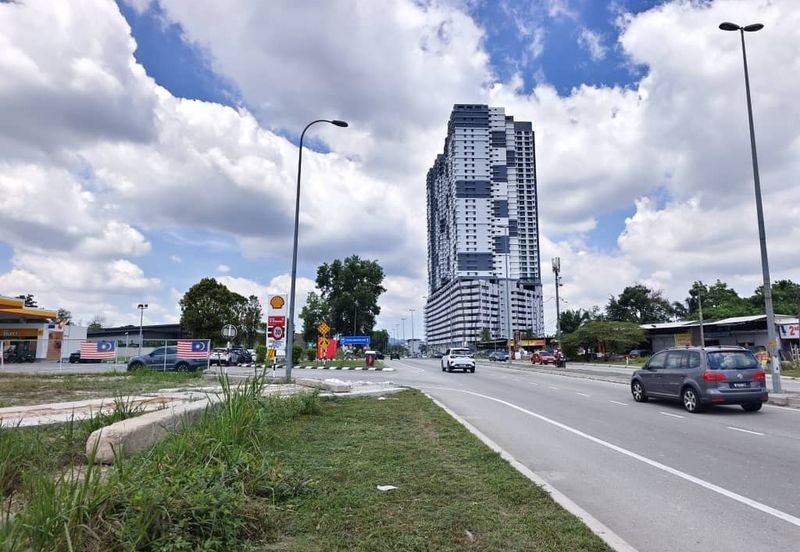 Jalan Reko Seksyen 14