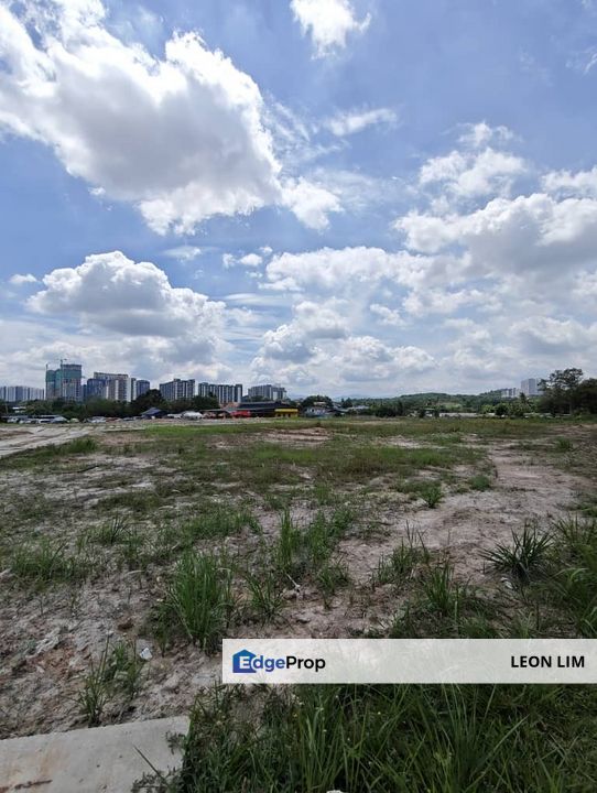 Kajang/Bangi Jalan Reko Commericla land facing mainroad, suitable for showroom, sport centre, food court, warehouse , Selangor, Kajang