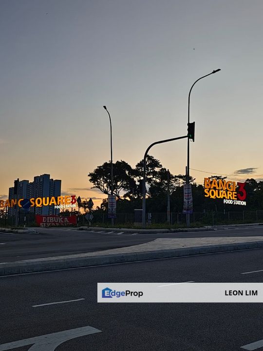 Jalan Semenyih Bandar Rinching commercial land facing mainroad , Selangor, Semenyih