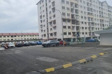 Taman Bukit Mutiara Apartment