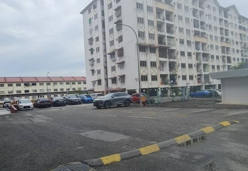 Taman Bukit Mutiara Apartment