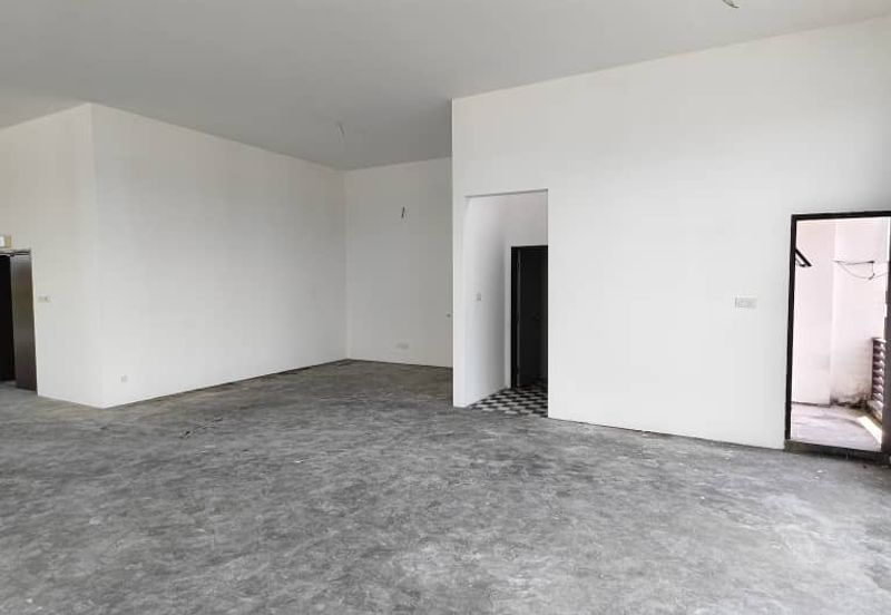 Ivoris @ Eco Majestic