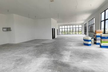 Ivoris @ Eco Majestic