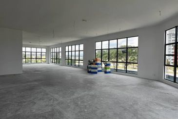 Ivoris @ Eco Majestic