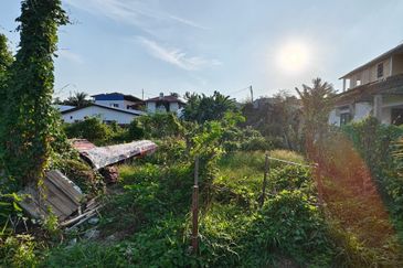 Pekan semenyih, Bungalow land, Freehold