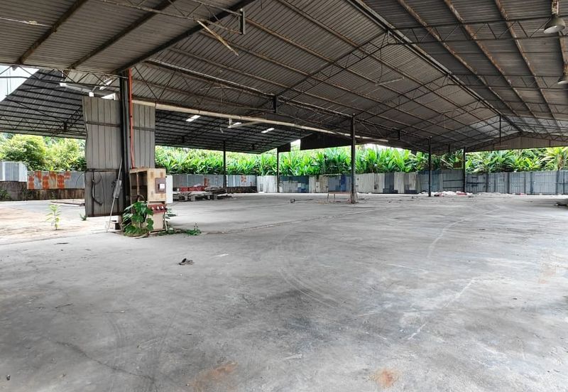 Semenyih, Industrial Land facing mainroad, easy access, guarded & gated 