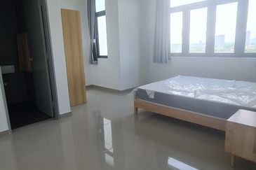 The Louvre @ Country Heights