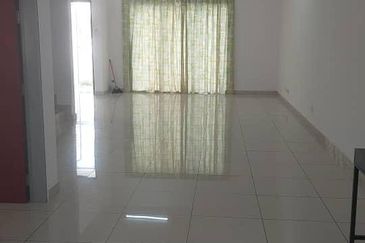 Evira @ Warisan Puteri