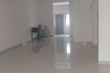 Evira @ Warisan Puteri