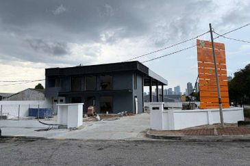 Taman Keramat,  Lorong Enggang KL, 2 storey factory / warehouse  