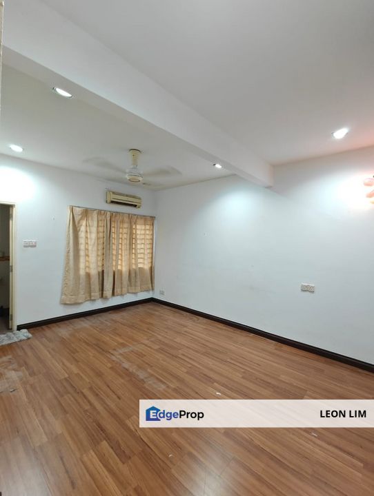 USJ 5, Subang Jaya , 2 storey house, partly furnished & renovated, guarded community, Selangor, USJ