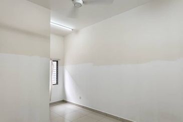 Evira @ Warisan Puteri