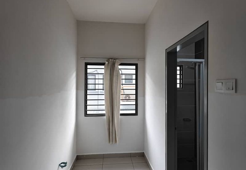 Evira @ Warisan Puteri