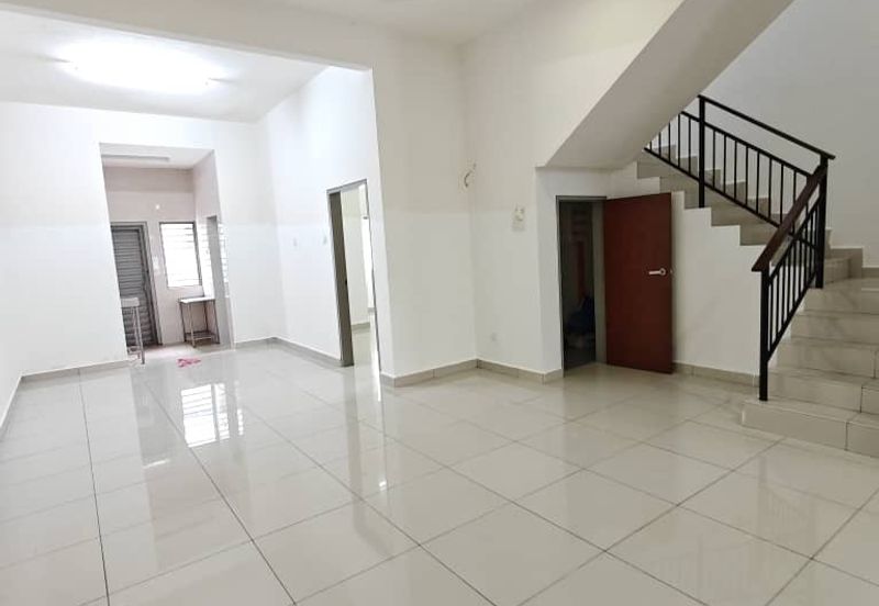 Evira @ Warisan Puteri