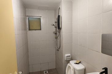 Karisma Apartment @ Eco Majestic