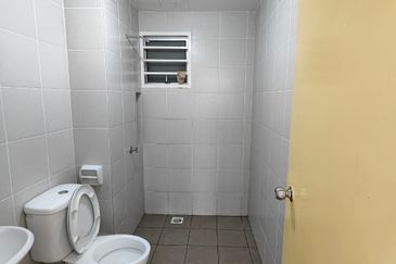 Karisma Apartment @ Eco Majestic