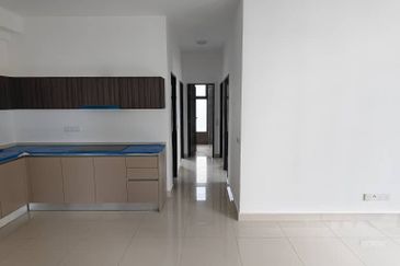 Henna Residence @ The Quartz