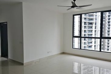 Henna Residence @ The Quartz