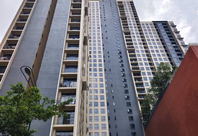 Henna Residence @ The Quartz