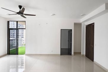 Henna Residence @ The Quartz