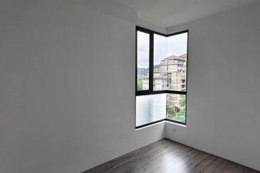 Henna Residence @ The Quartz