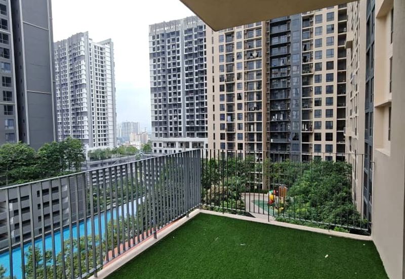 Henna Residence @ The Quartz