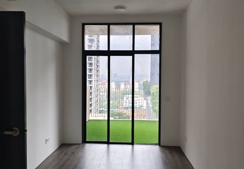 Henna Residence @ The Quartz