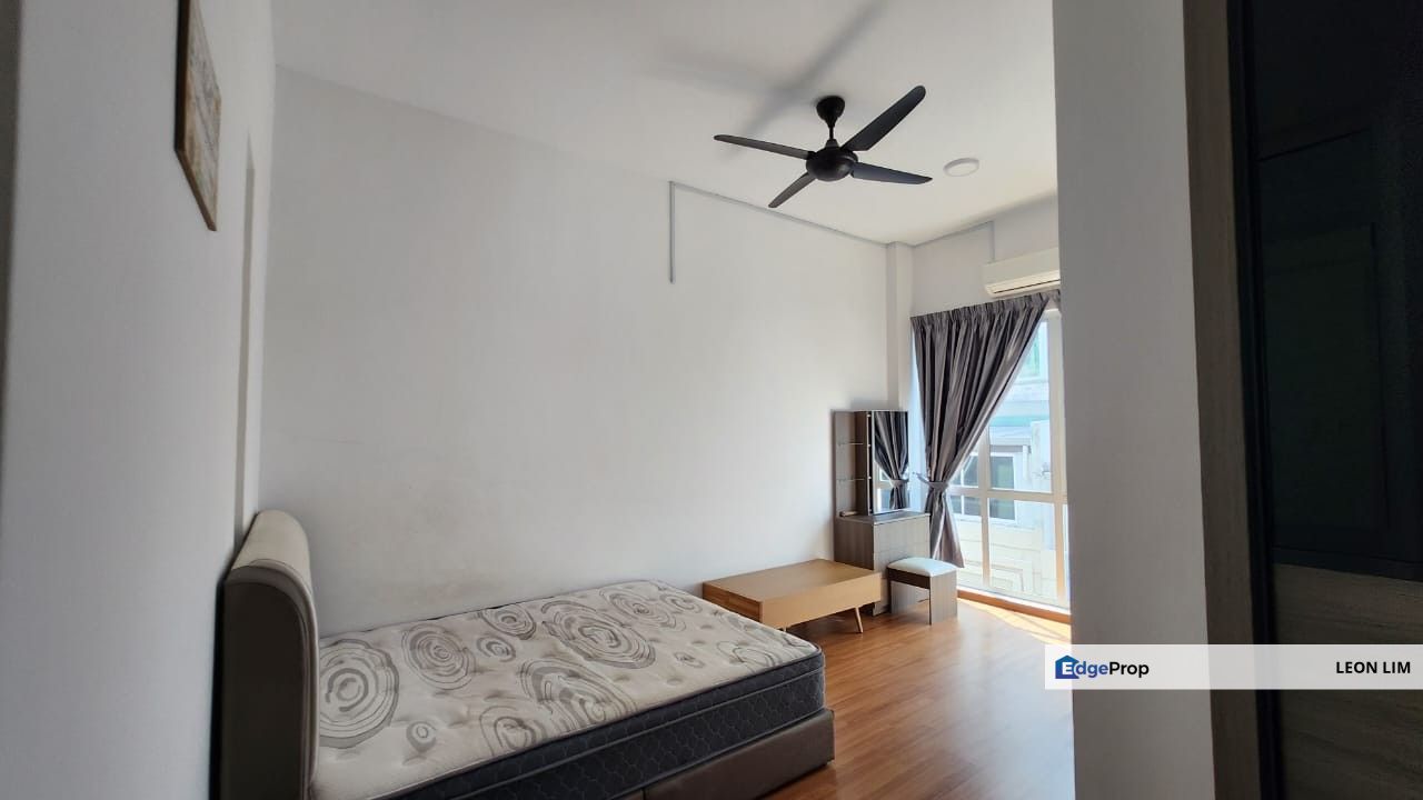 Ridgeview Residences Kajang, 3 Storey Bungalow P/furnished, Renovated, Selangor, Kajang