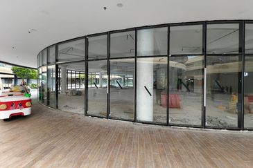 Ecohill Walk Mall, Setia Ecohill