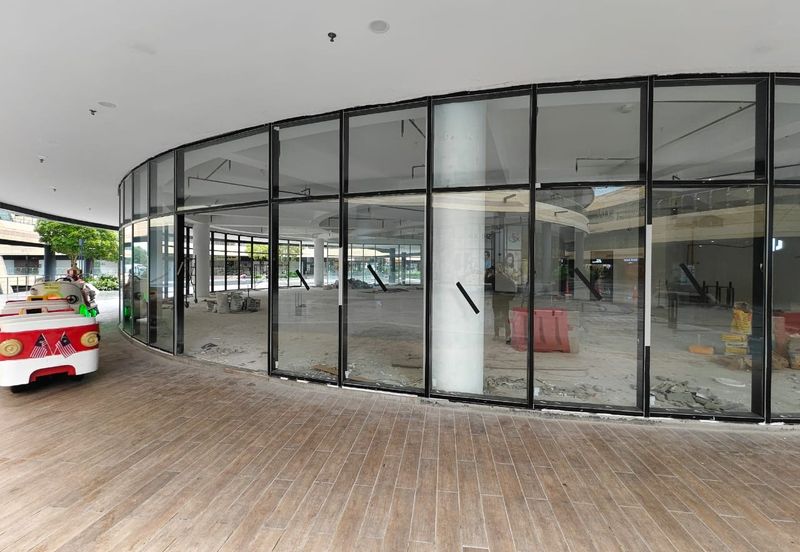 Ecohill Walk Mall, Setia Ecohill