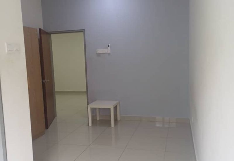 Evira @ Warisan Puteri